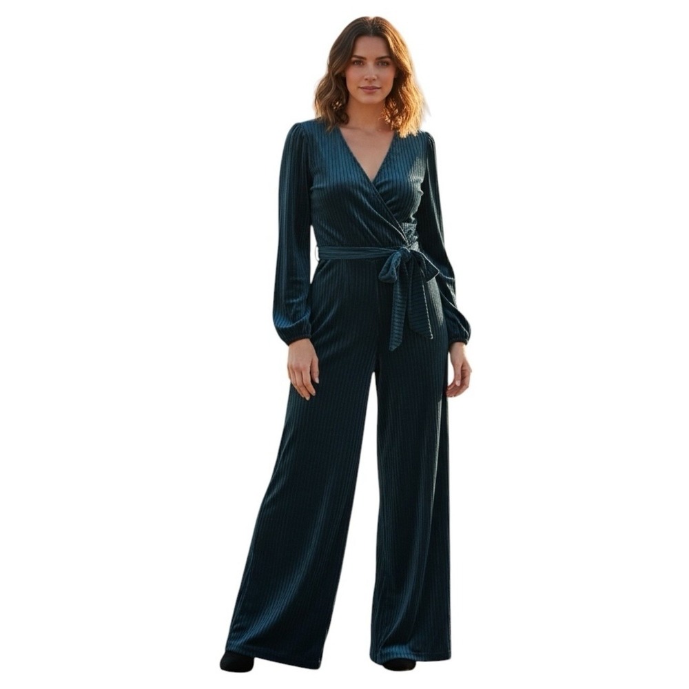 Ali & Jay Anthropologie Samantha Teal Velvet Pleated Wide Leg Jumpsuit XS in EUC
